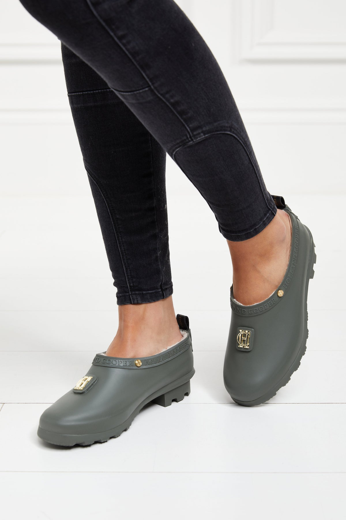 Sherpa Lined Gardening Loafer (Matte Green)