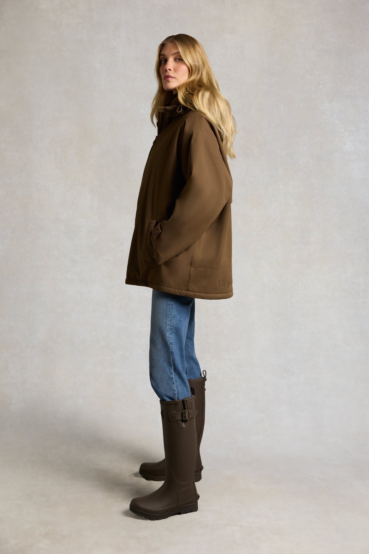 One-Size Waterproof Jacket (Chestnut)