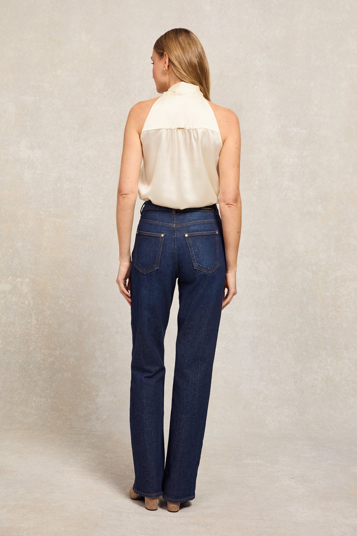 Ariella Sleeveless Blouse (Oyster)