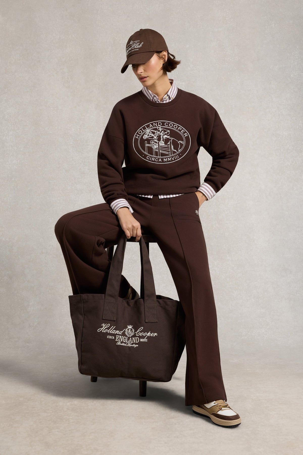 Collegiate Wide Leg Jogger (Walnut)