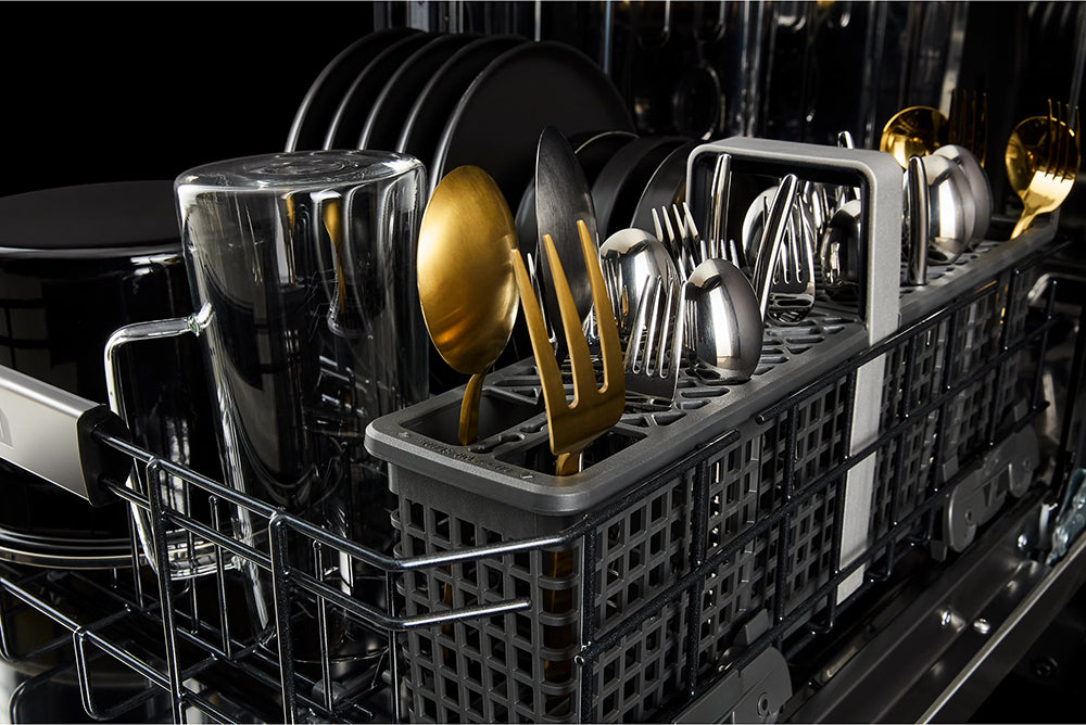 39 dBA RISE™ Built-In Dishwasher in Stainless Steel