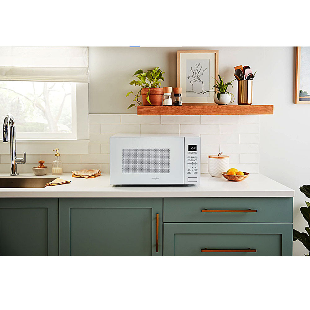 1.6 CuFt 1200 Watt Countertop Microwave in White