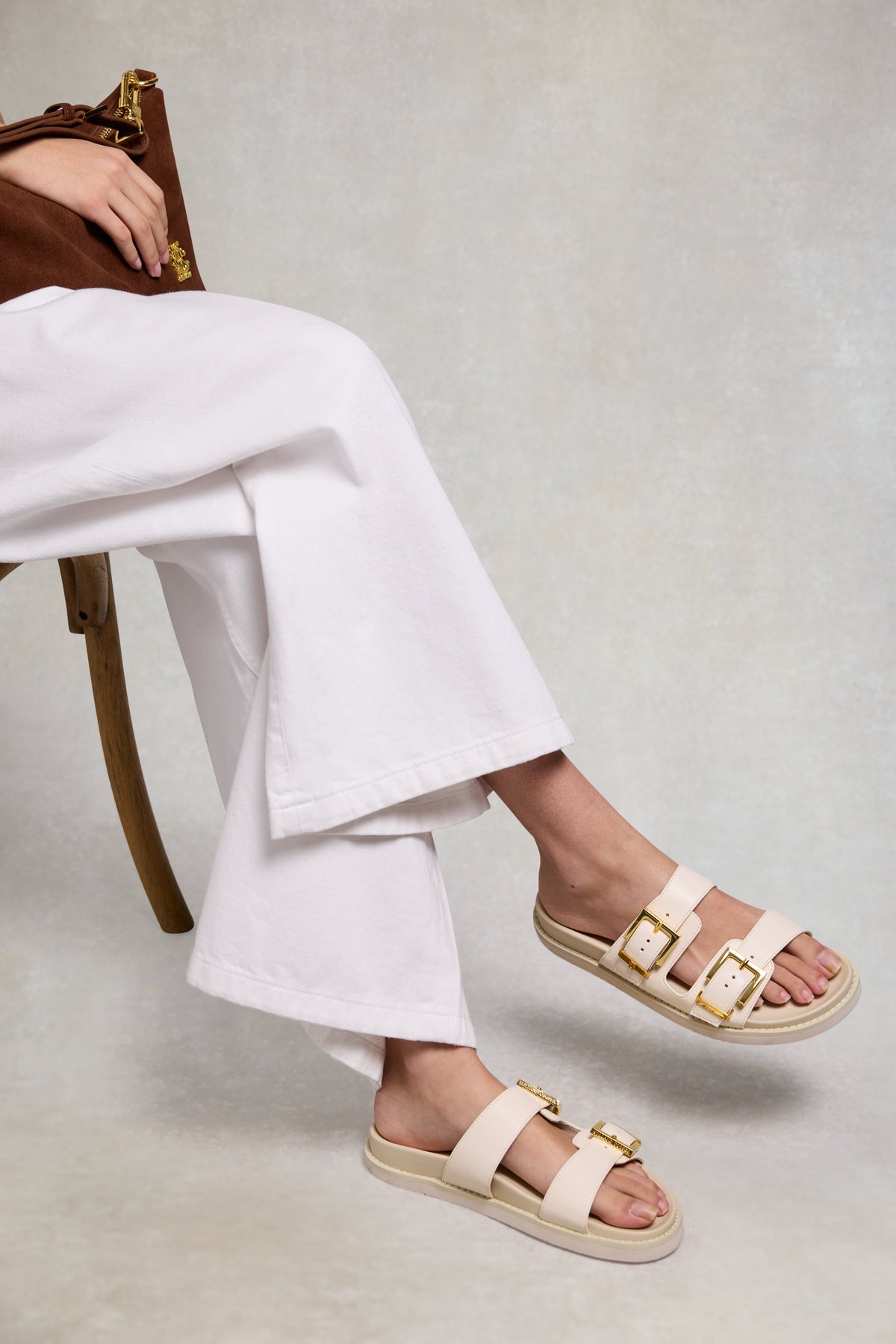 Buckle Slide (Cream)