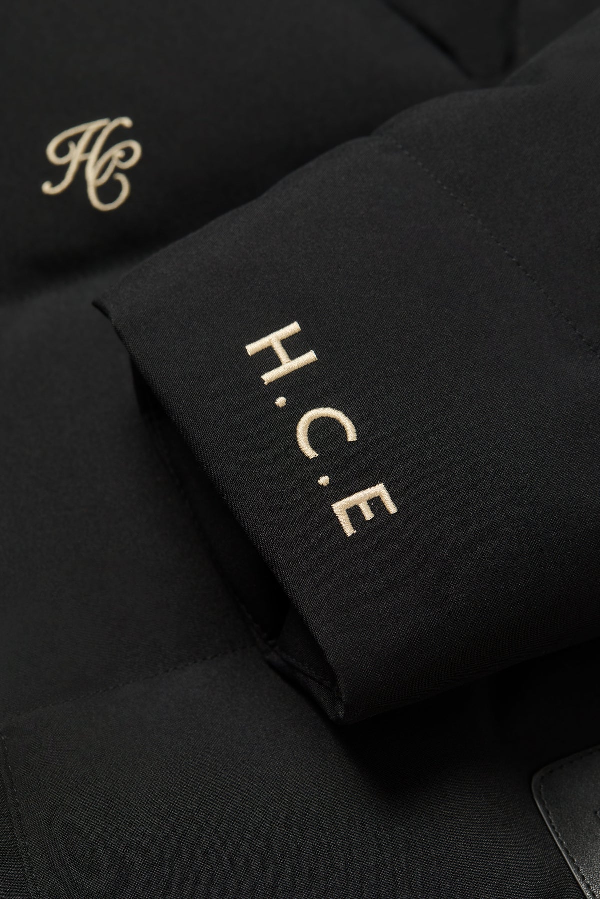 Chiltern Yard Jacket (Black)