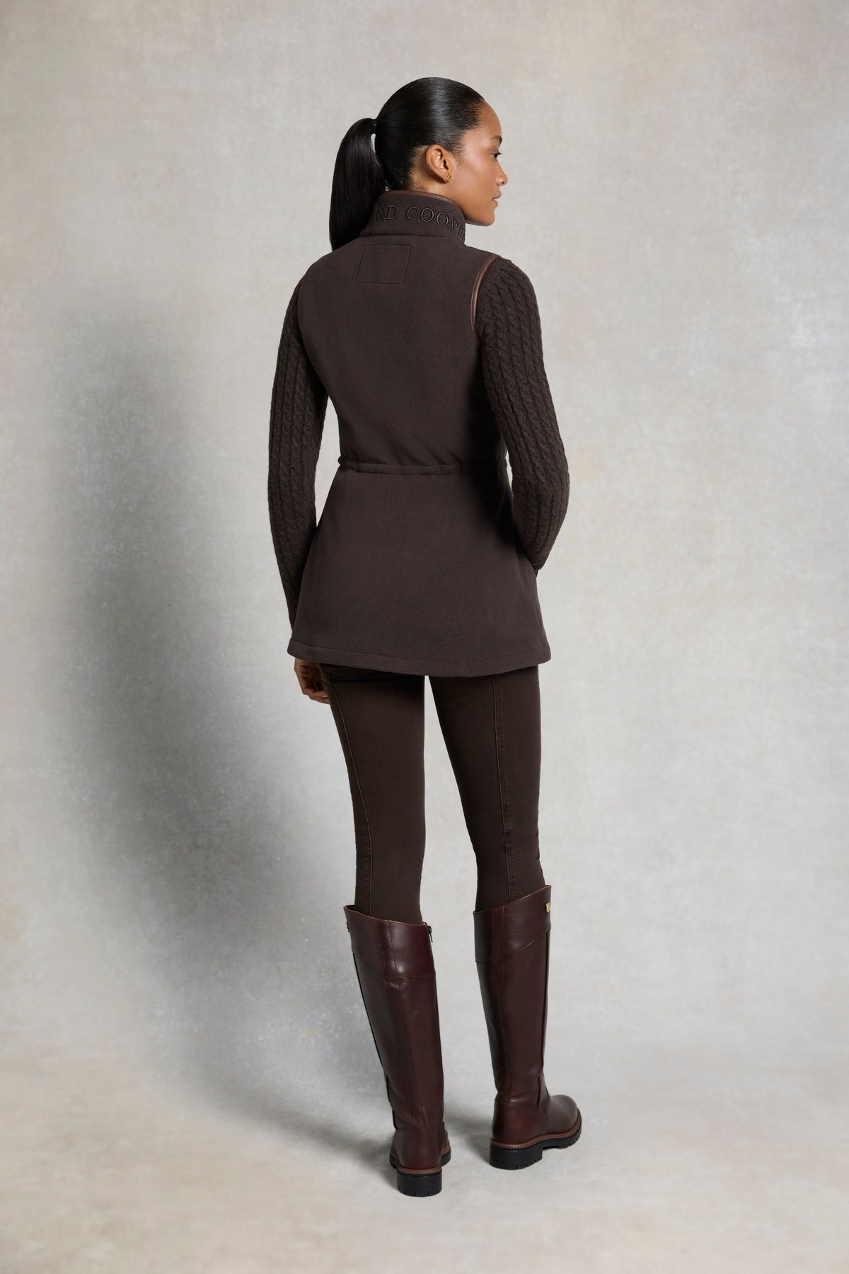 Country Longline Fleece Gilet (Chocolate)