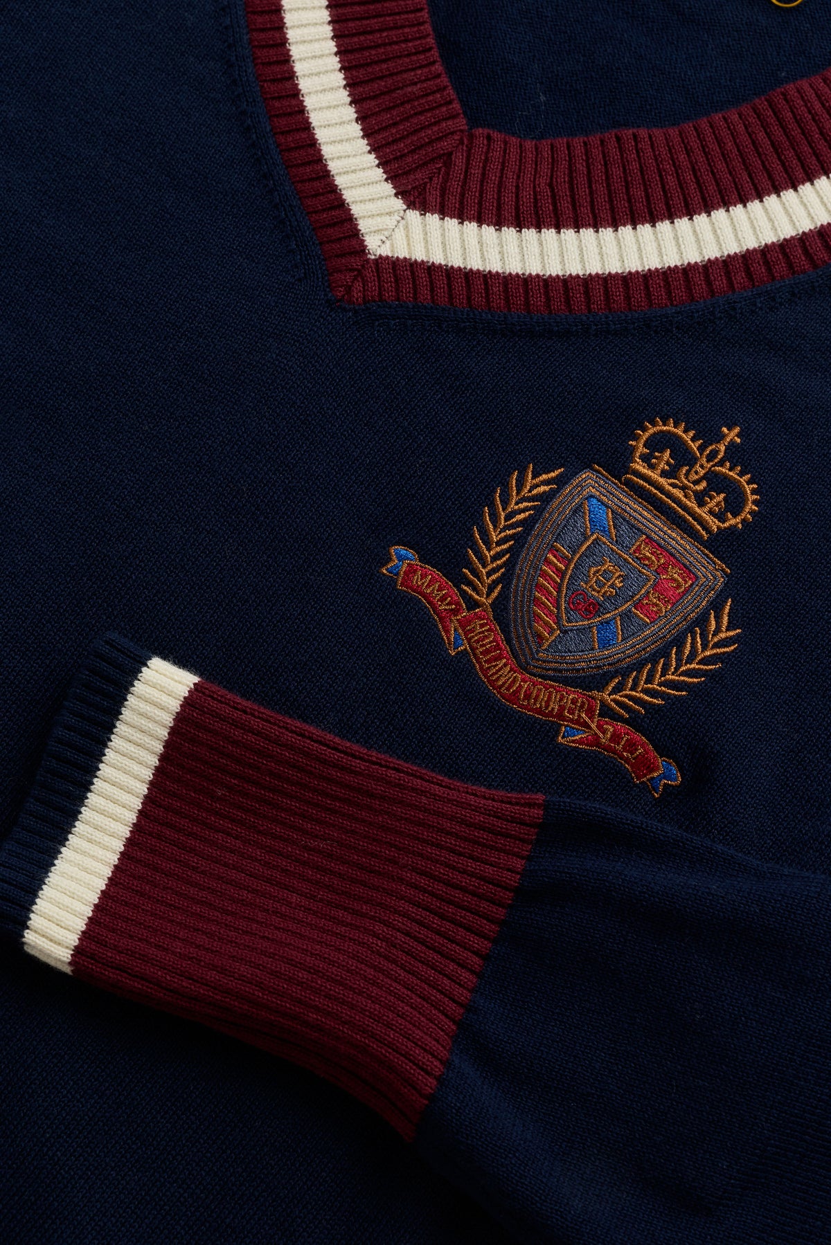 Foxcote V-Neck Knit (Ink Navy)