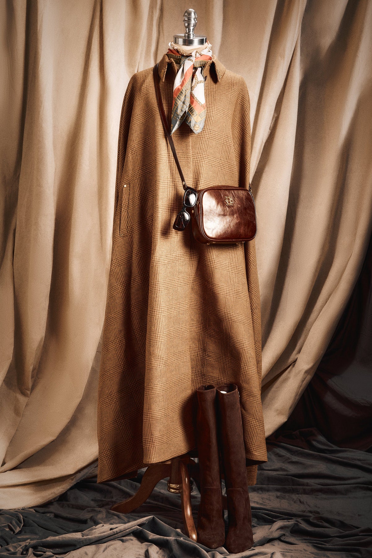 Full Length Knightsbridge Cape (Tawny)