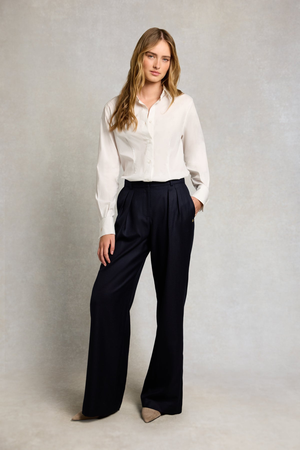 Shoreditch Pleated Trouser (Ink Navy Twill)