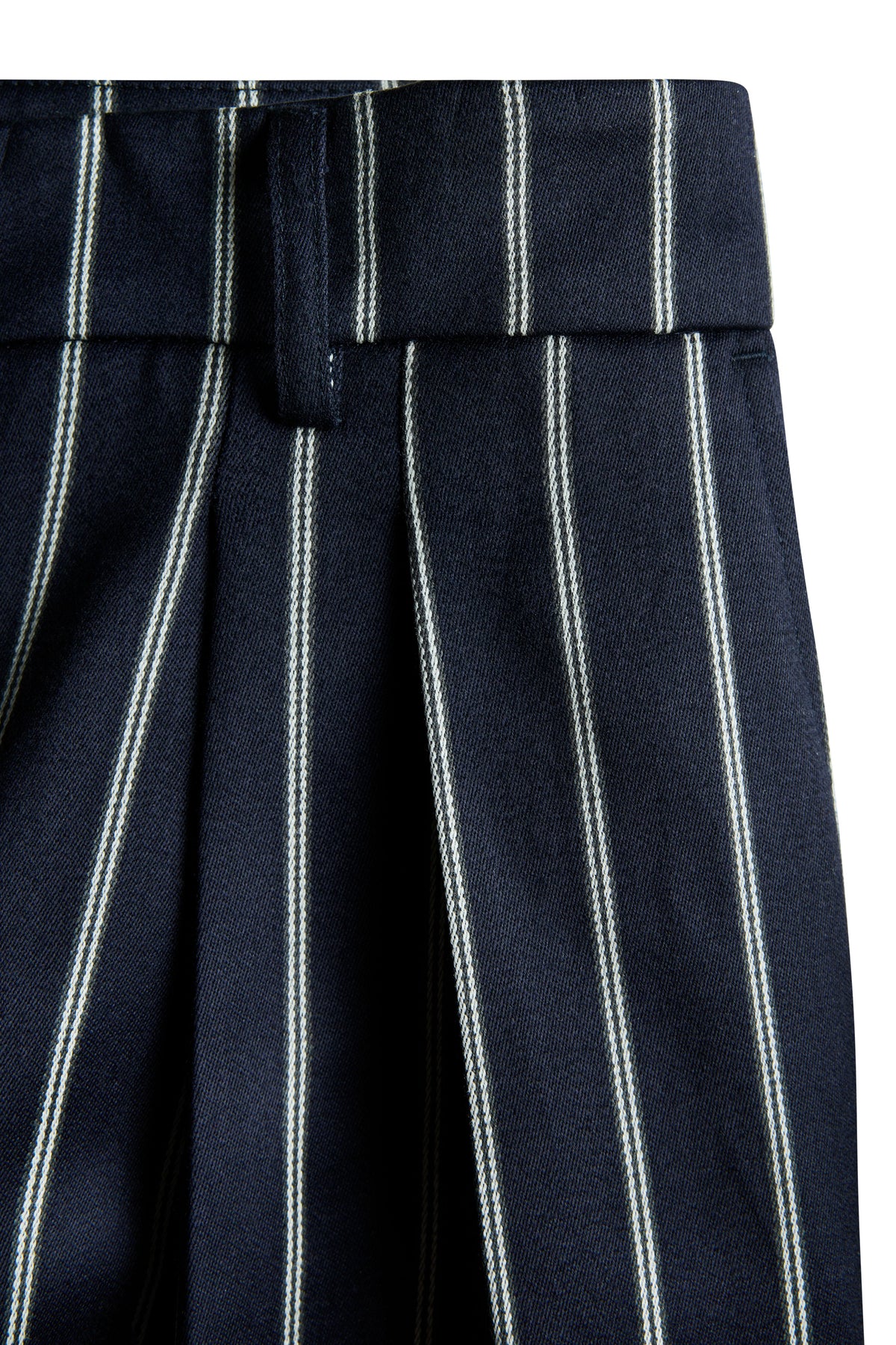 Shoreditch Pleated Trouser (Ink Navy Wide Stripe)