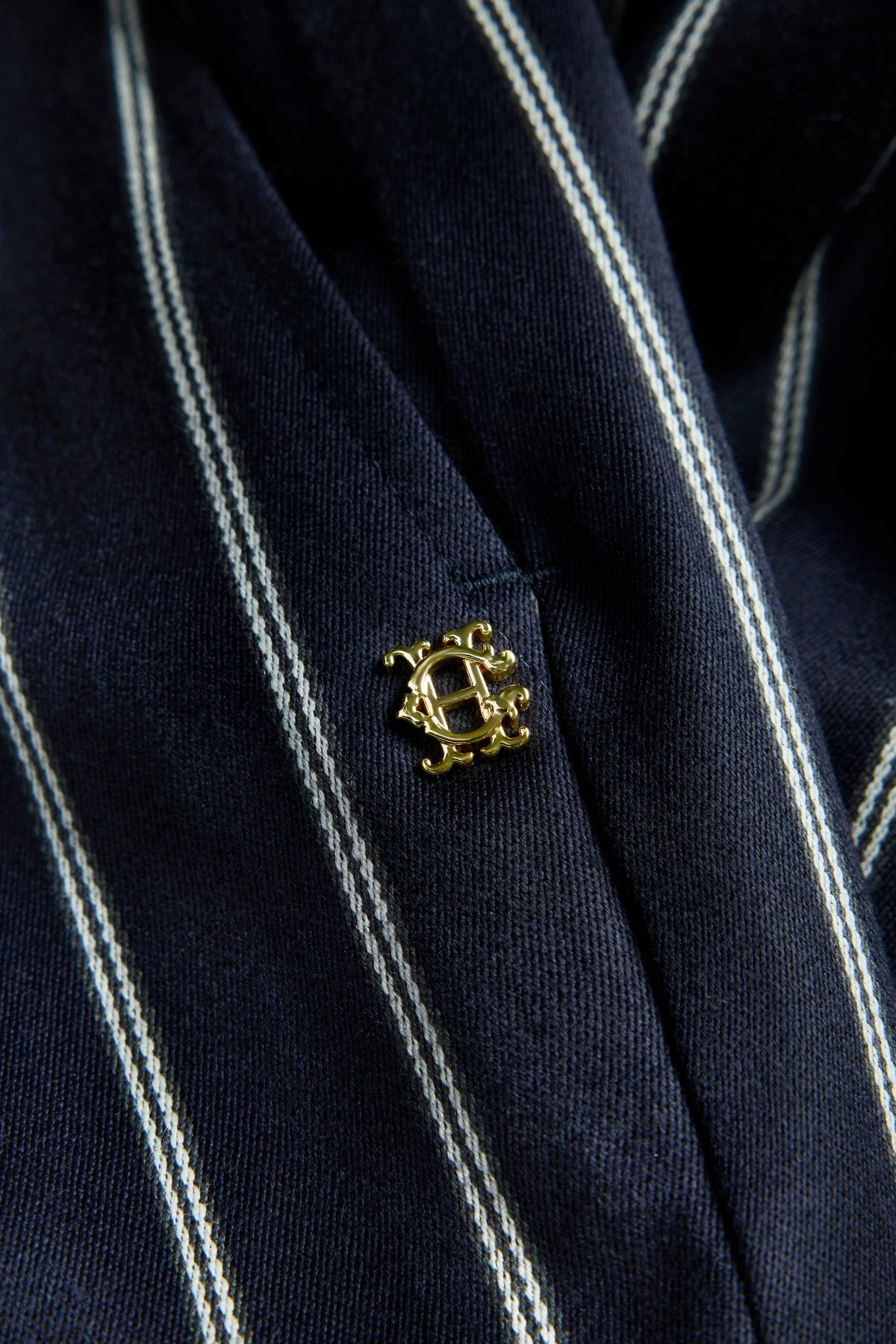 Shoreditch Pleated Trouser (Ink Navy Wide Stripe)
