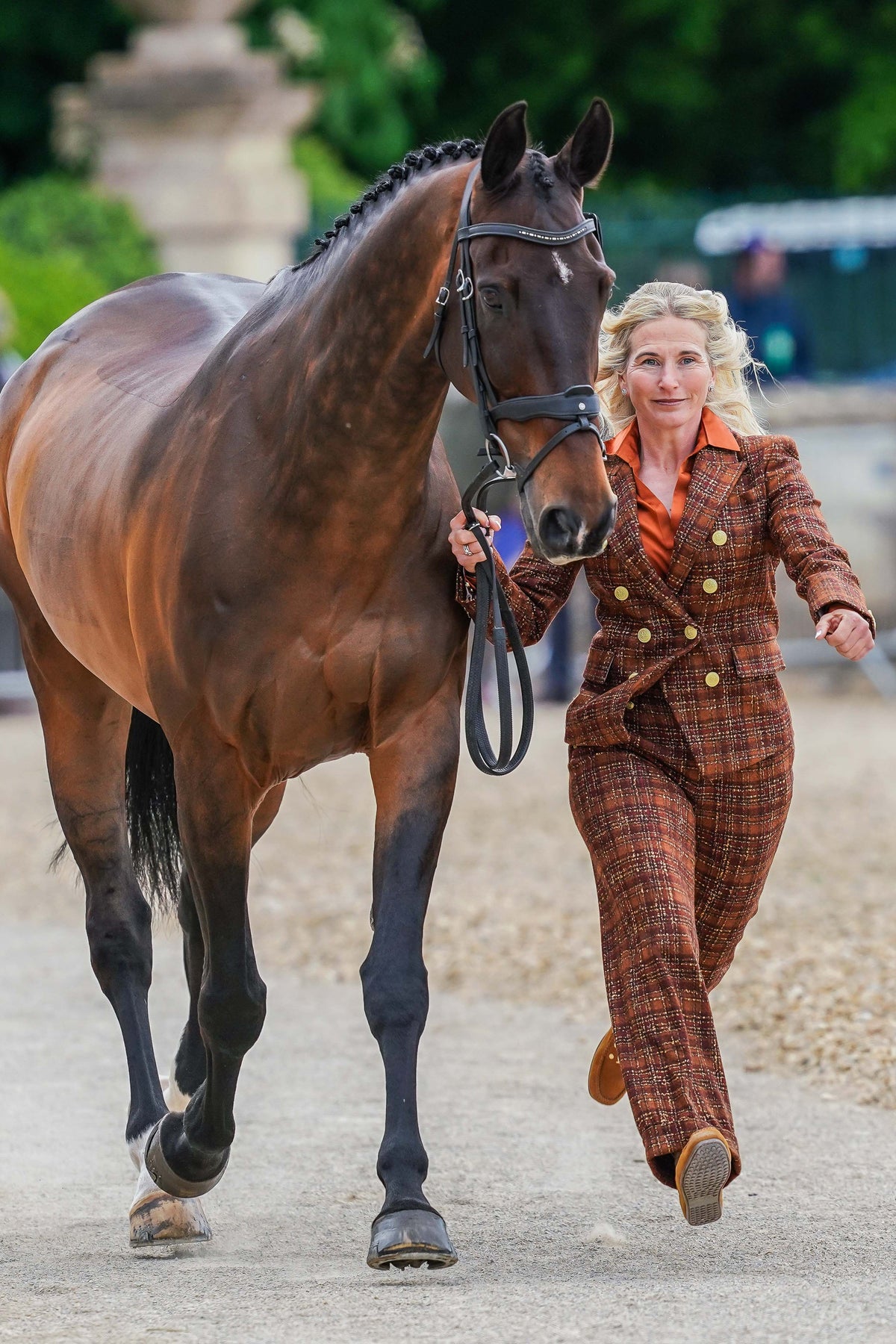 Kylie Roddy’s Badminton Trot Up 1 Amber Tweed Look
