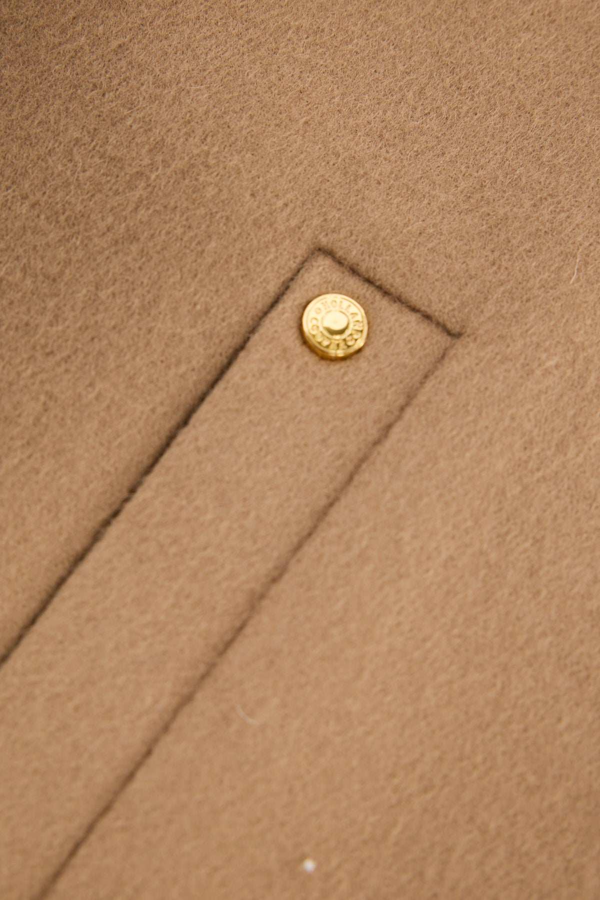 Knightsbridge Cape (Biscotti)