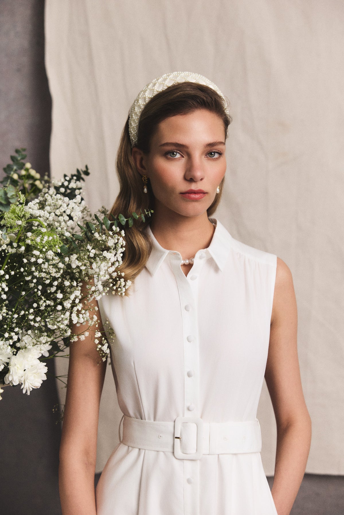 Aimee Sleeveless Dress (White)