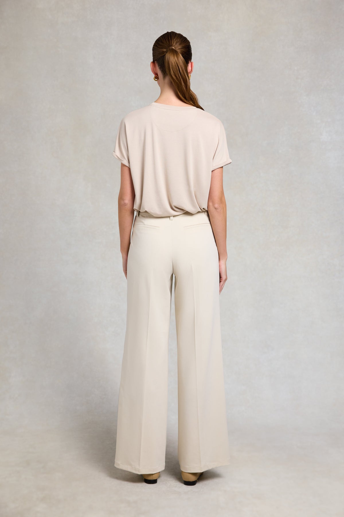 Madison Tee (Light Stone)