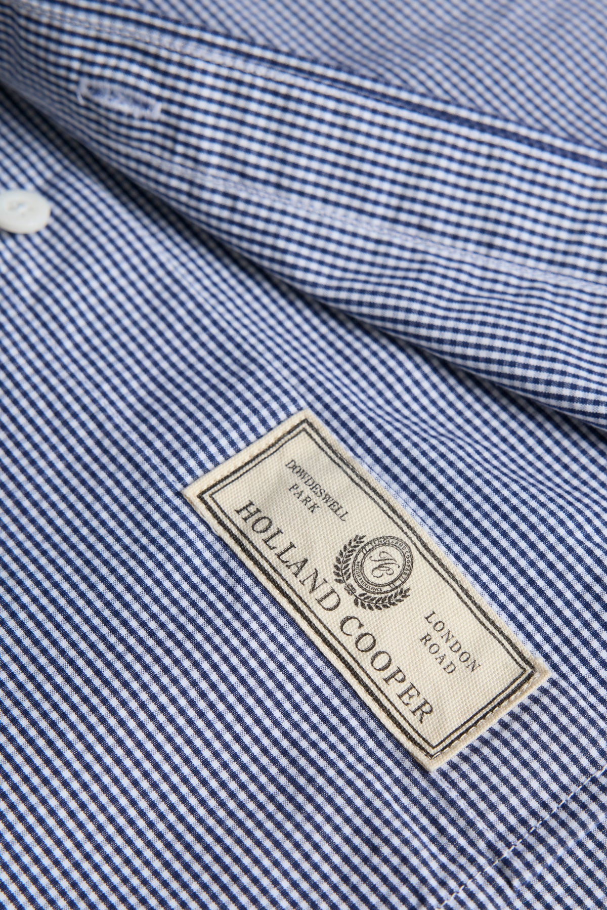 Men's Classic Fit Button Down Shirt (Micro Navy Gingham)