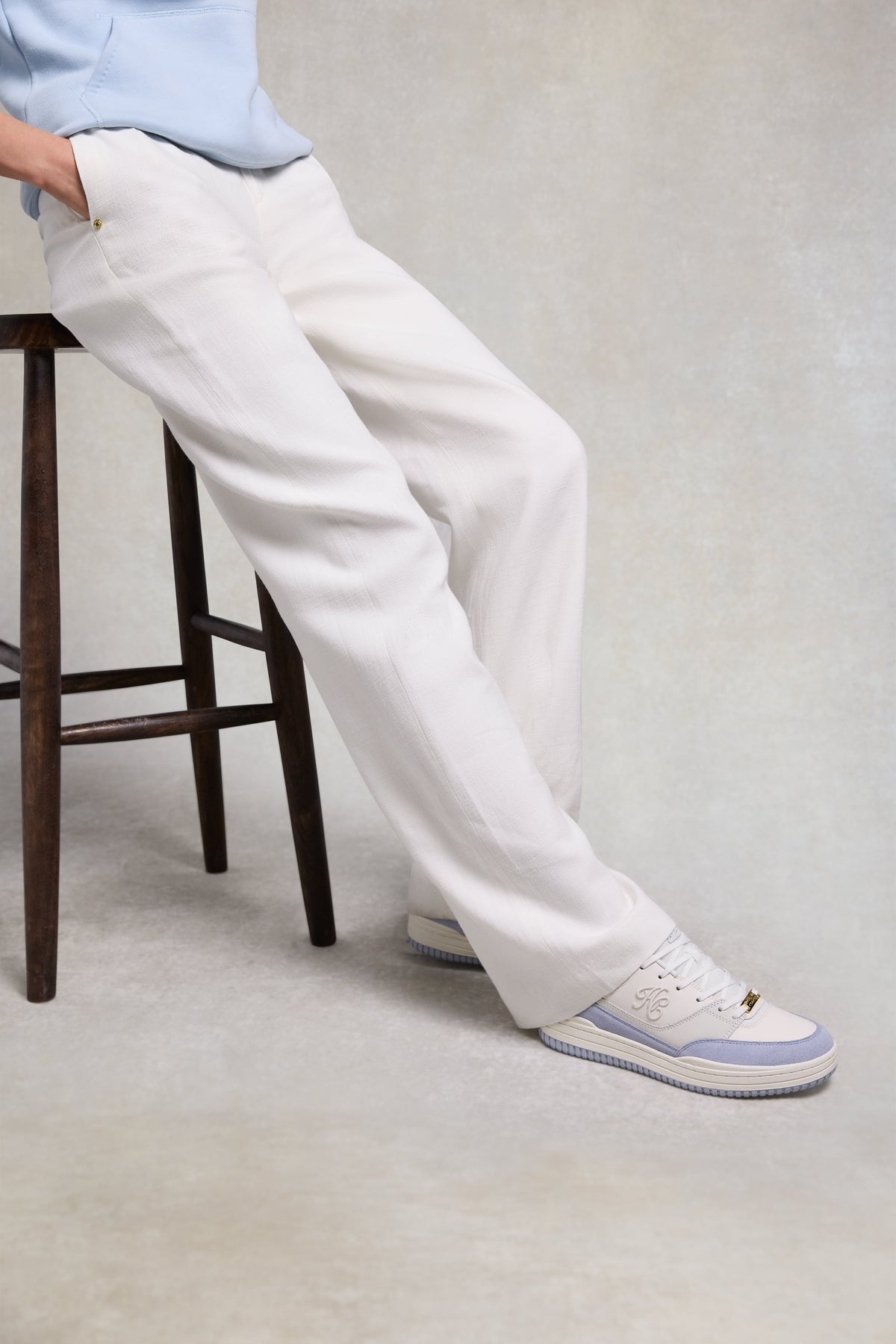 Retro Trainer (Cream Smokey Blue)
