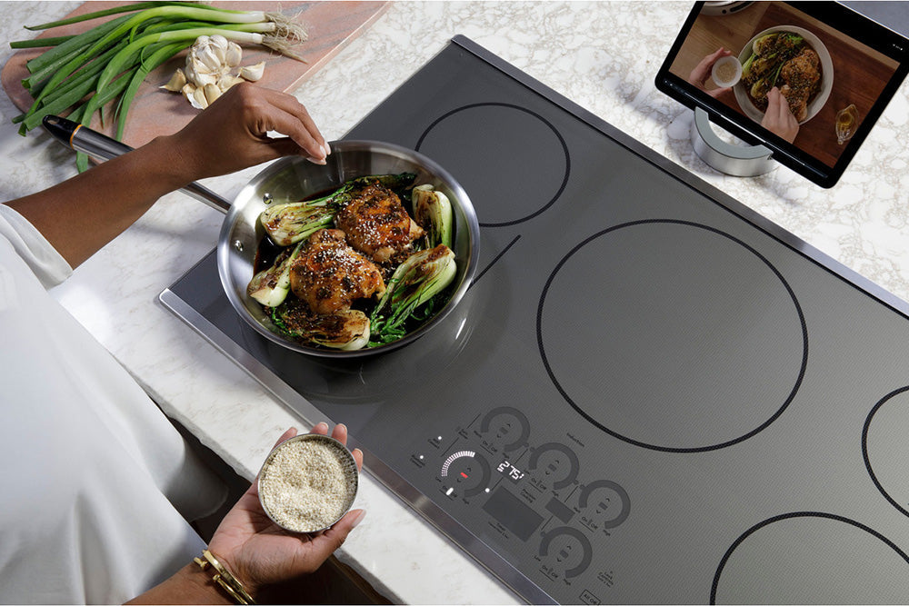 30" Smart 4-Element Induction Cooktop in Stainless Steel with Synchronized Elements