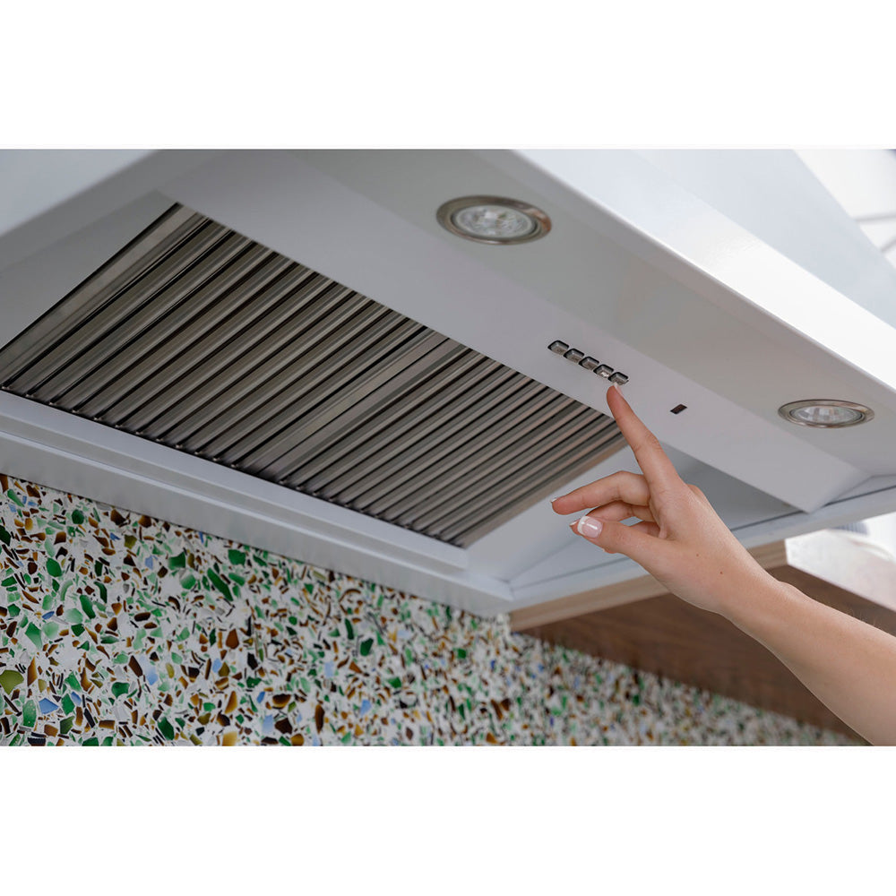 Smart 30" Recirculating 600 CFM Range Hood in Matte White with QuietBoost™