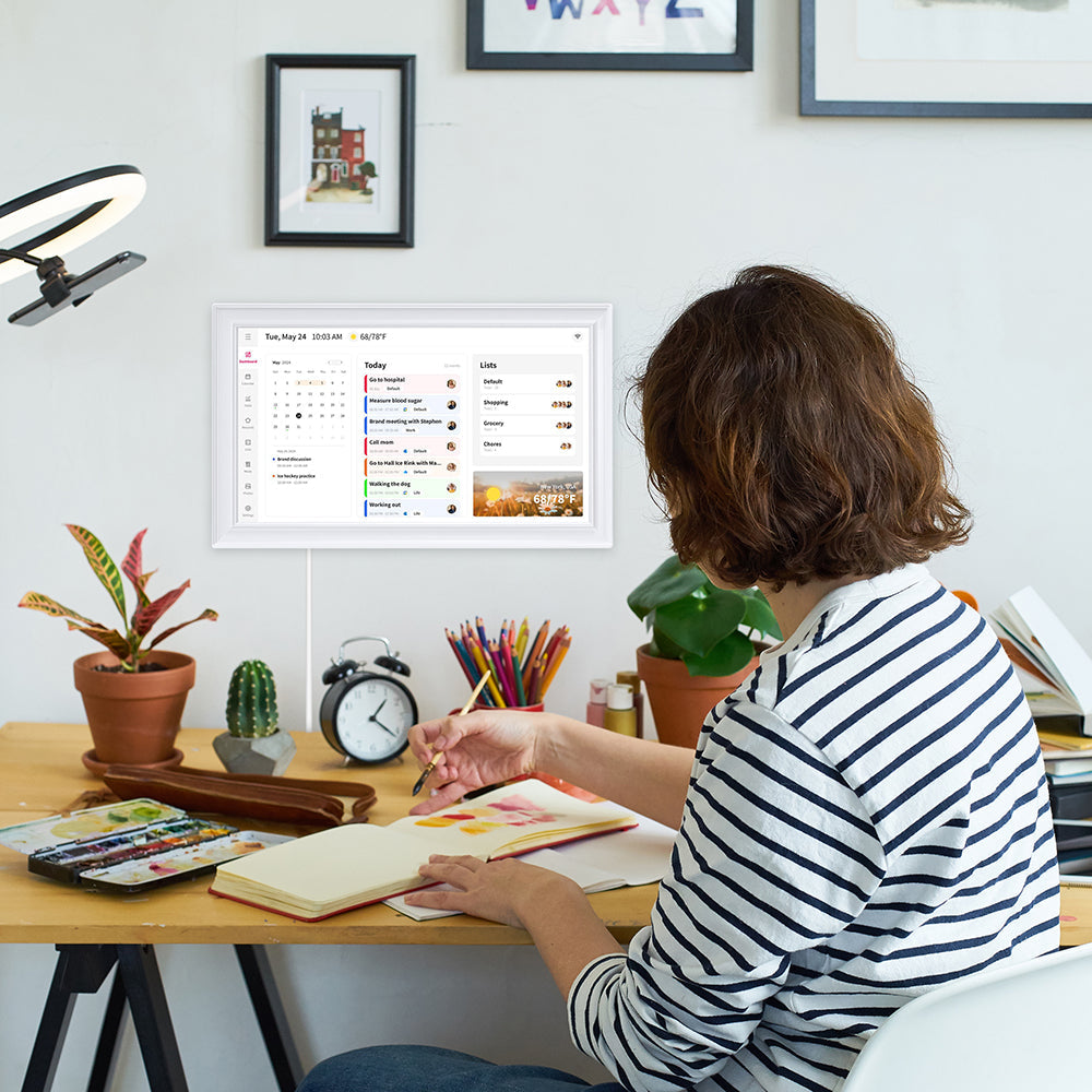 15.6” Smart Family Calendar