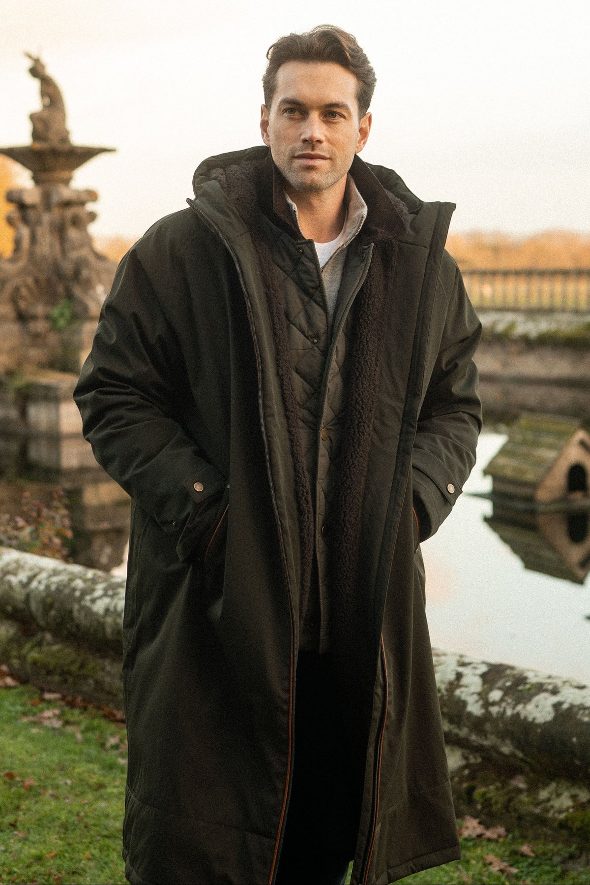 Men's One-Size Waterproof Coat (Khaki)