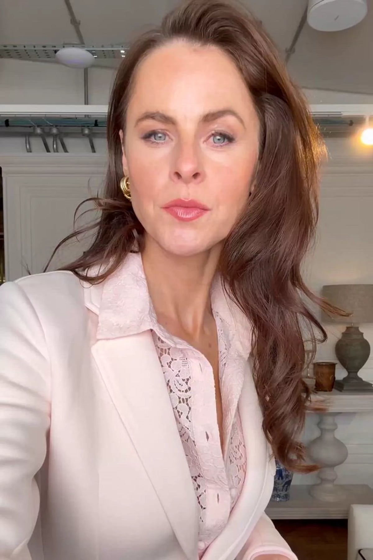 Cambridge Blazer (Palest Pink)