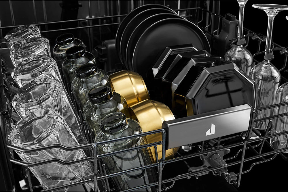 39 dBA RISE™ Built-In Dishwasher in Stainless Steel