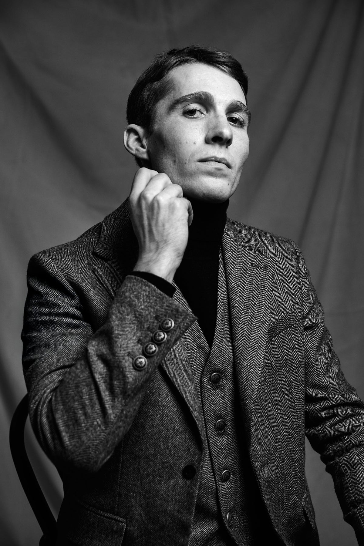 Harry Cobden (Mono Herringbone)