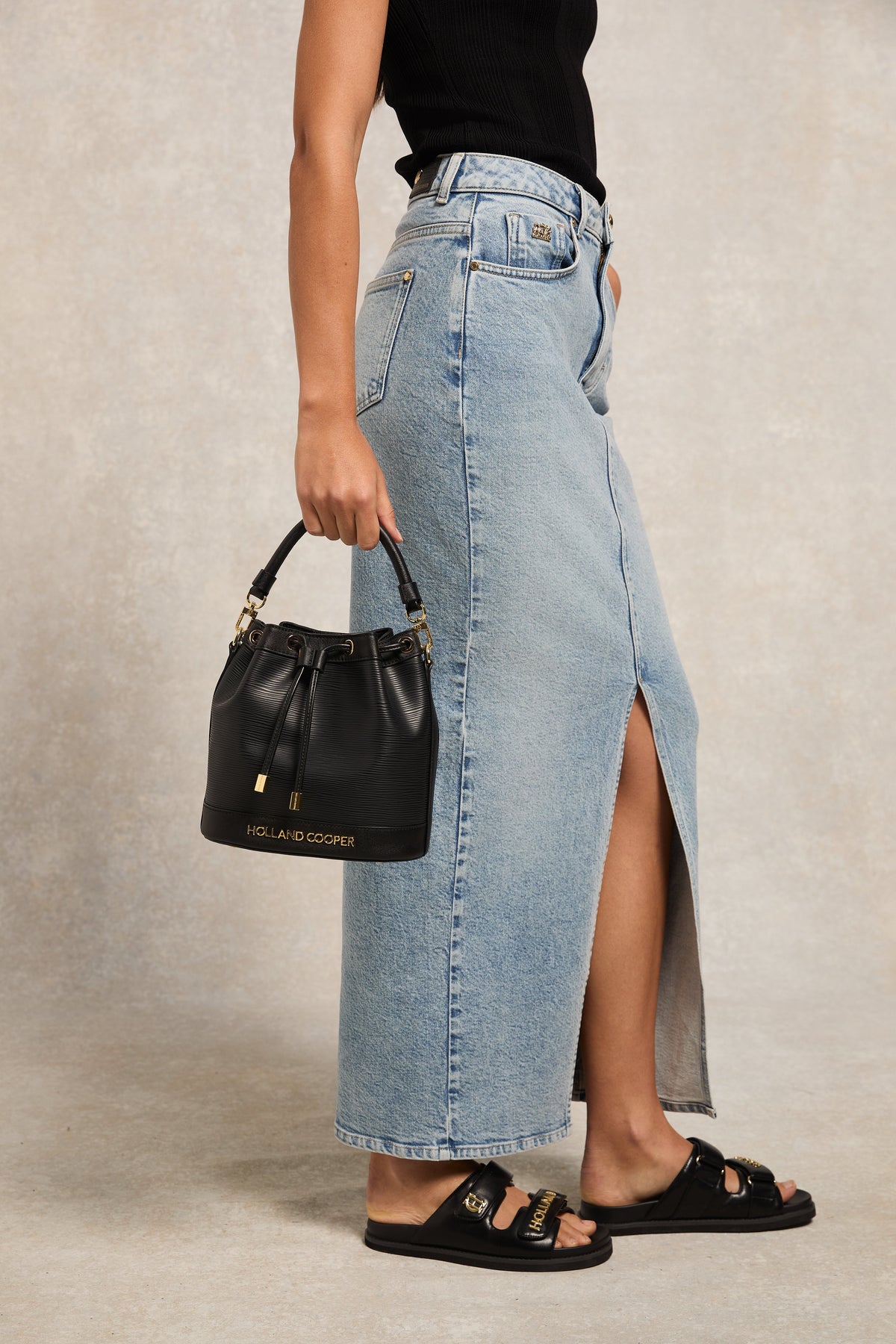Abbot Slide (Black)