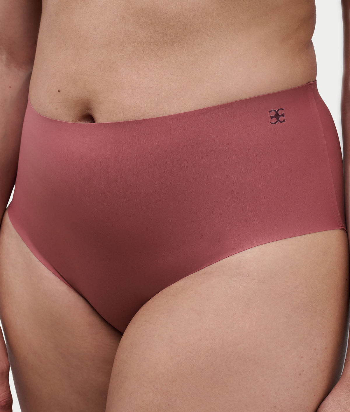 Defi Seamless Brief