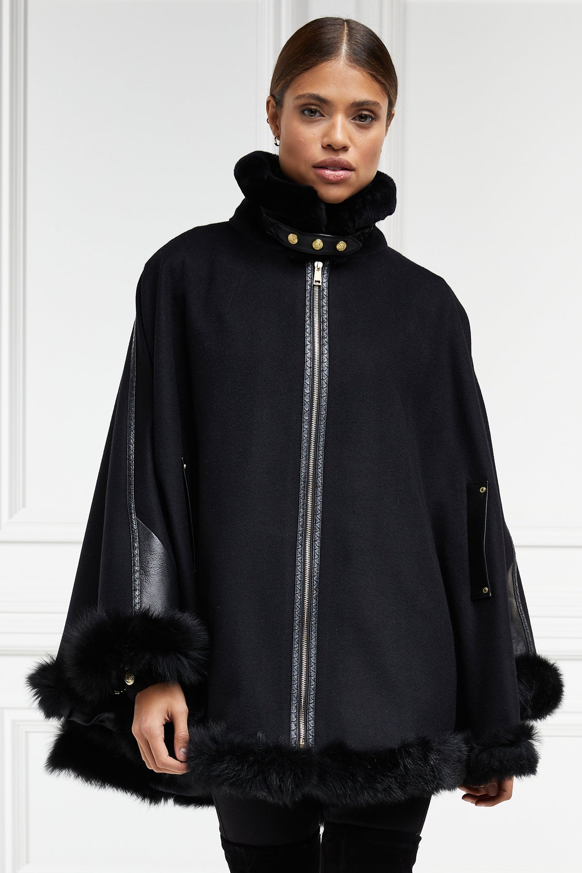 The Gold Label Chiltern Cape Look