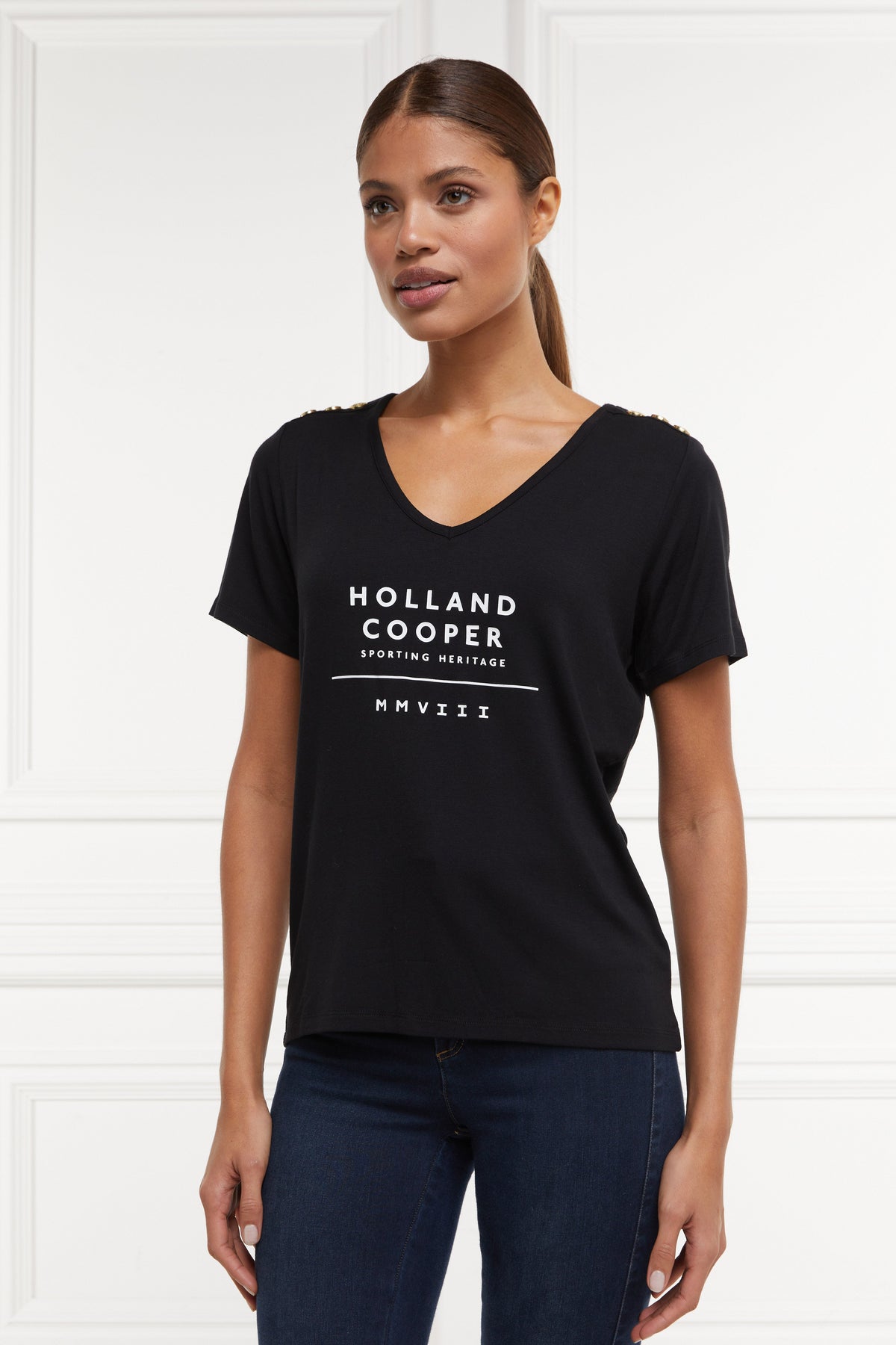 Serif Vee Tee (Black-White)