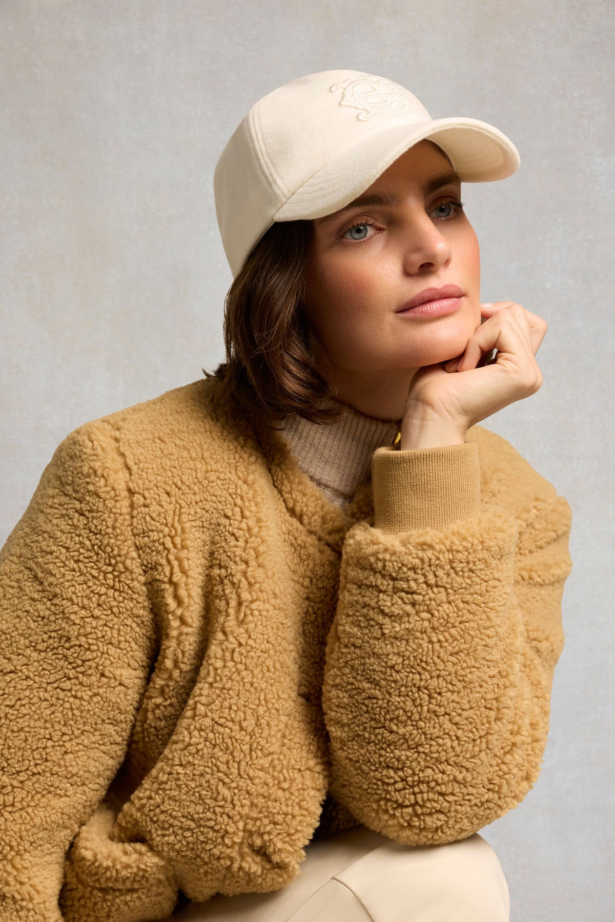 Wool Heraldic Cap (Cream)