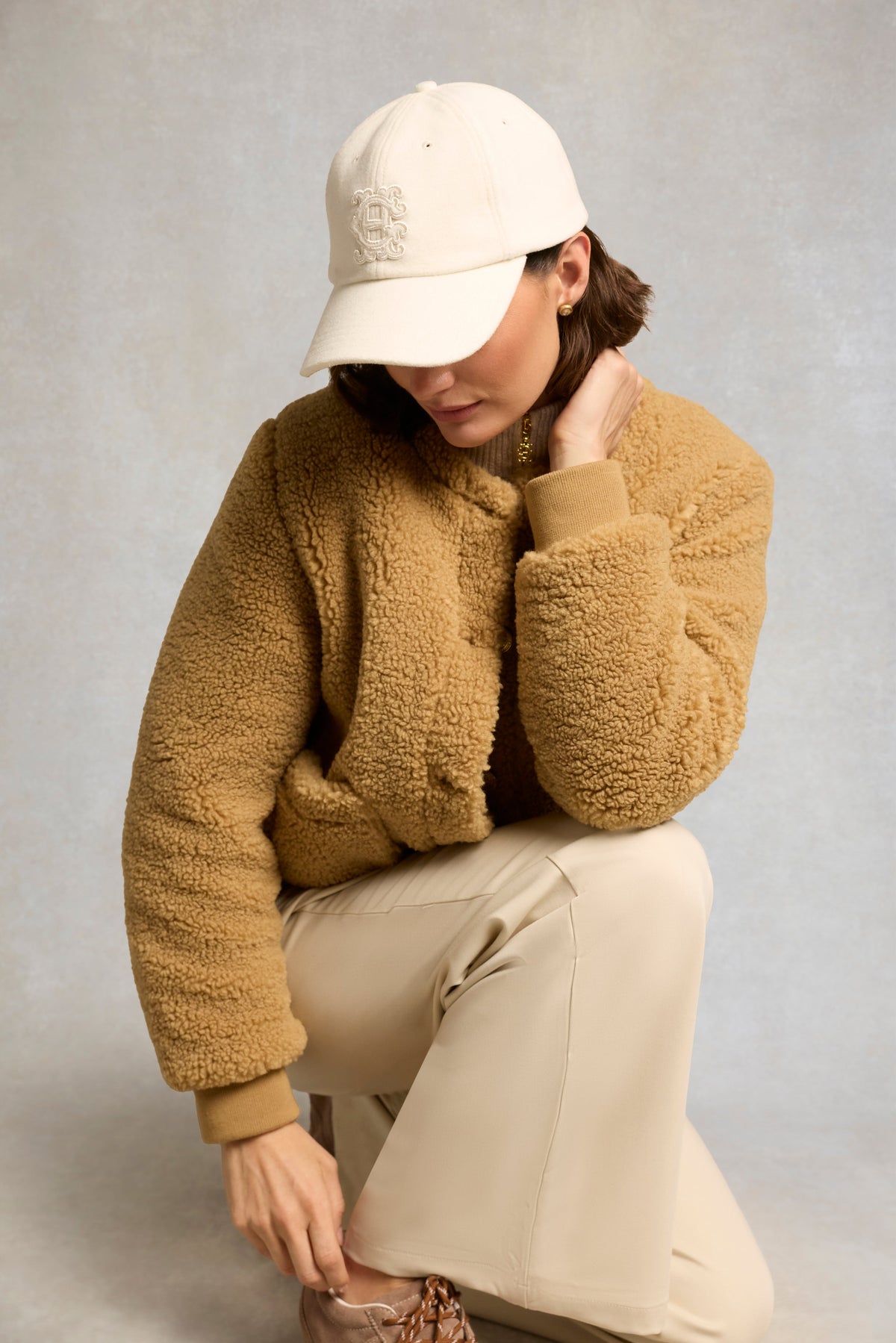 Wool Heraldic Cap (Cream)
