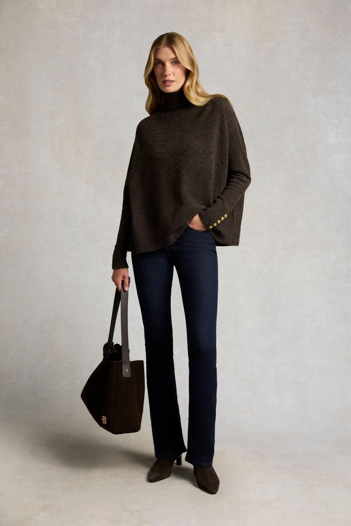 Buckingham Cape Knit (Chocolate)