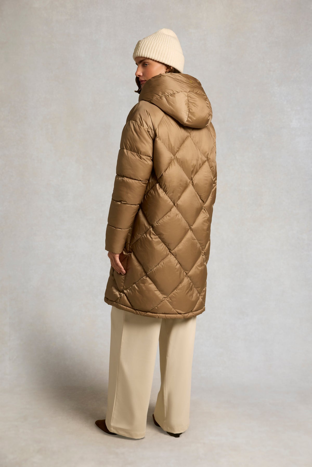 Mid-Length Quilted Coat (Whisky)