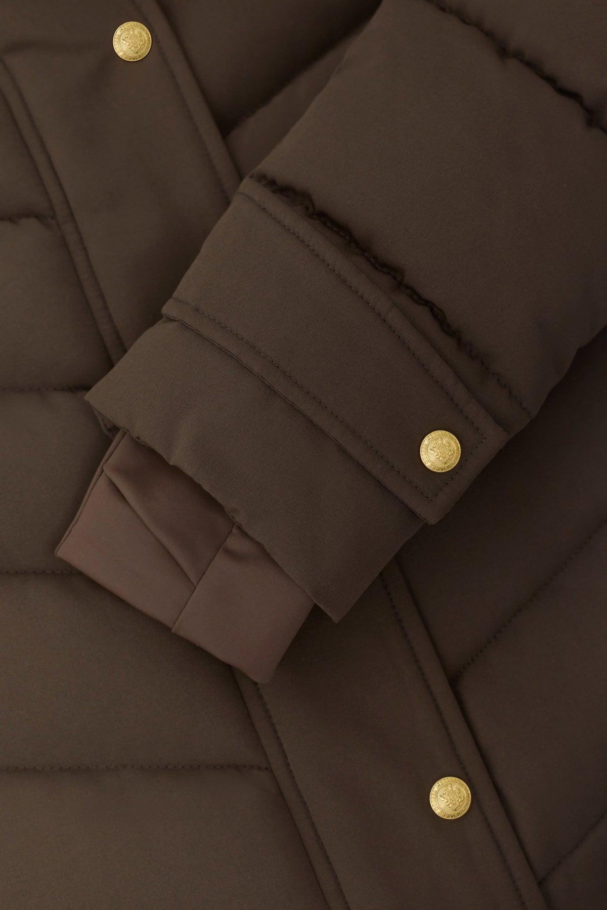 Chamonix Coat (Heraldic Chocolate)