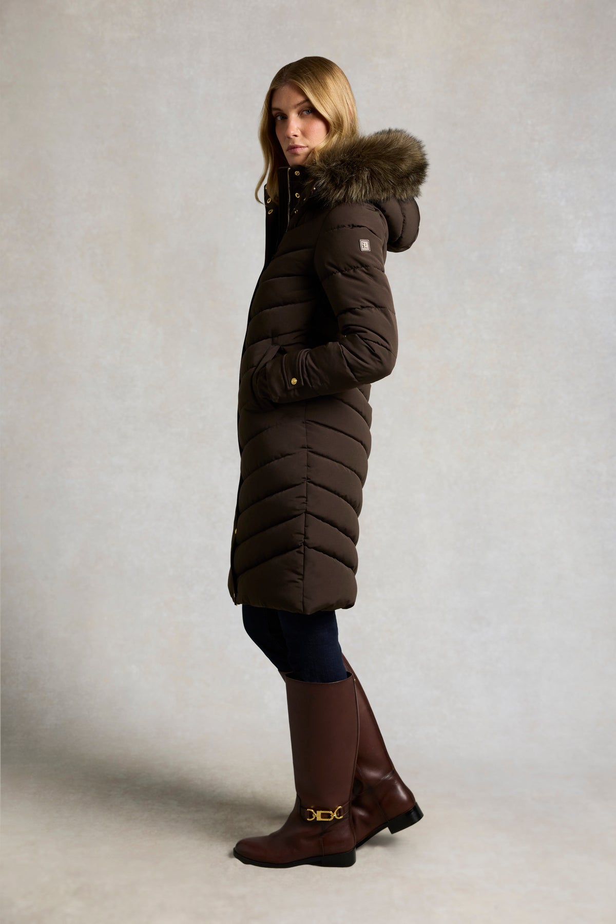 Chamonix Coat (Heraldic Chocolate)