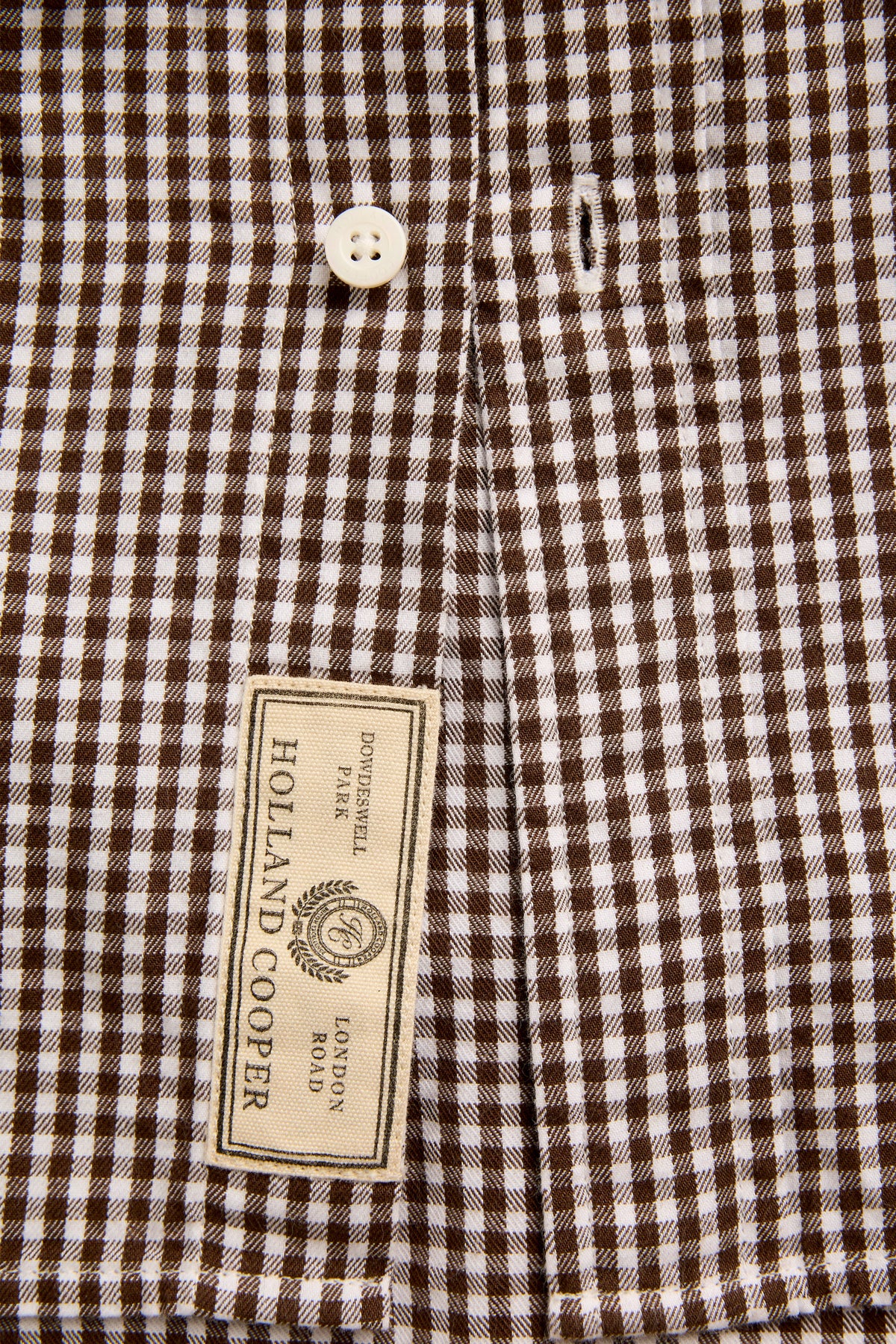 Men's Classic Fit Button Down Shirt (Chocolate Gingham)