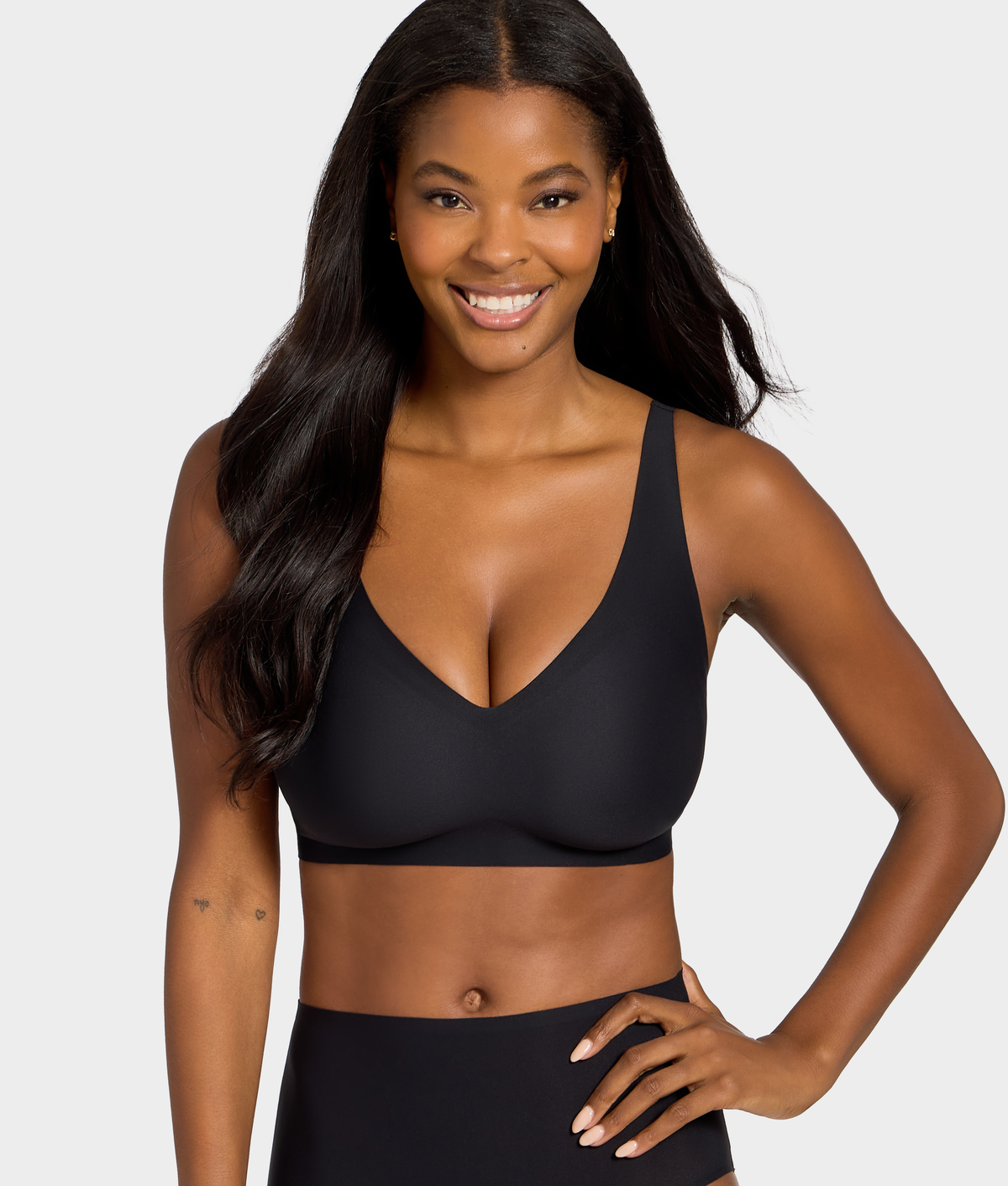 SoftStretch Power V-Neck Wire-Free Bra