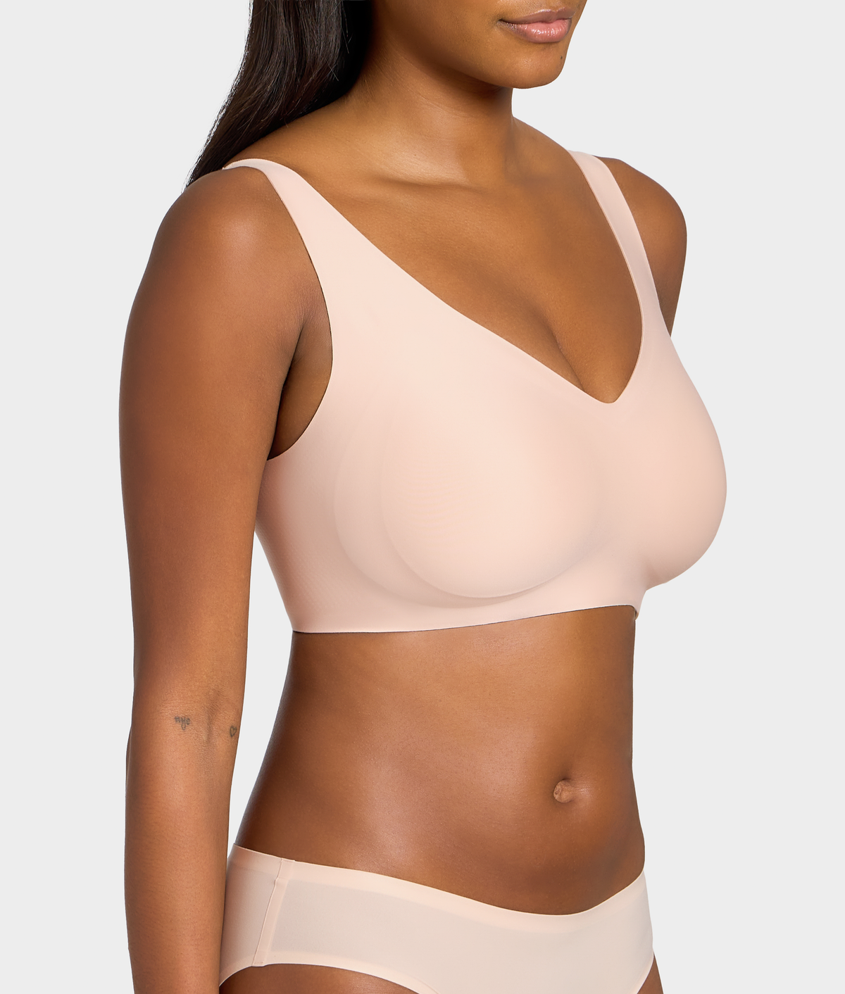 SoftStretch Power V-Neck Wire-Free Bra