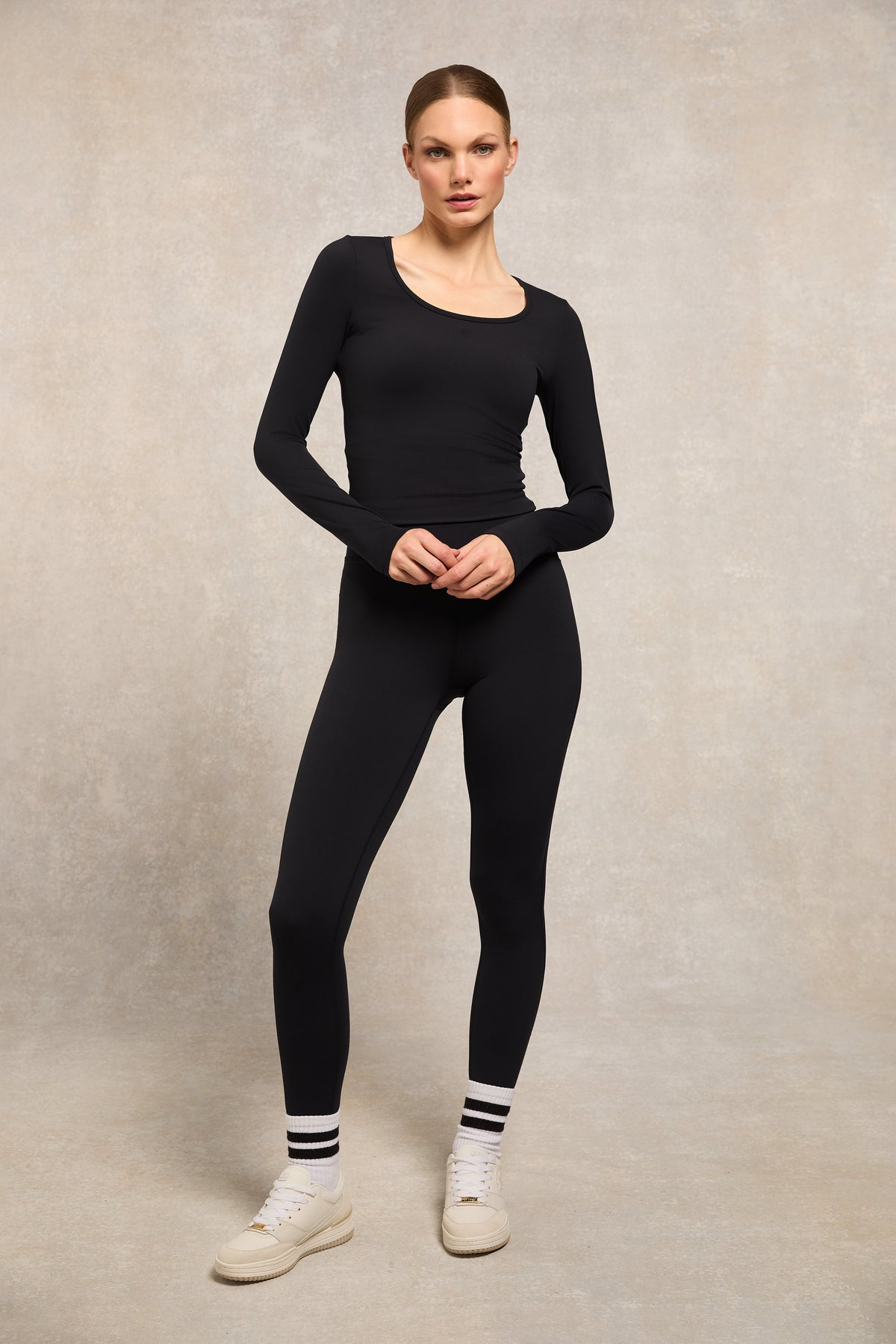 Supersoft Long Sleeve Top (Black)