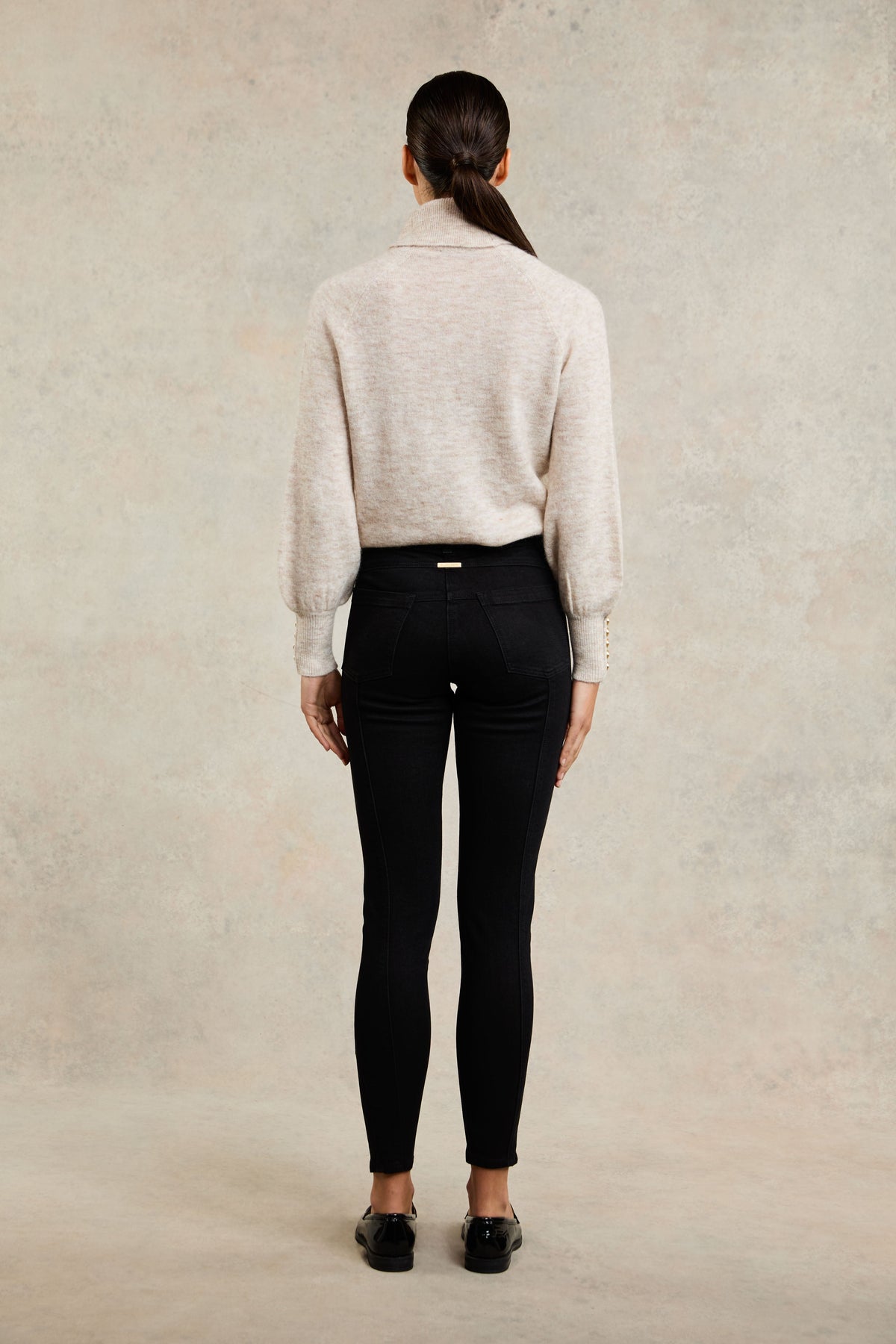 Thermal Contour Jean (Black)