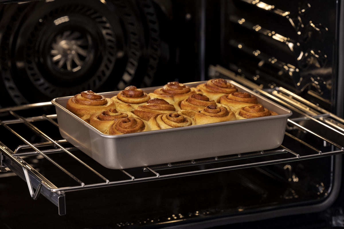 27" Single Electric Wall Oven with Total Convection