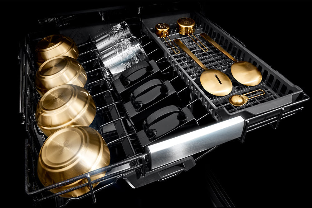 38 dBA RISE™ Fully Integrated Dishwasher in Stainless Steel
