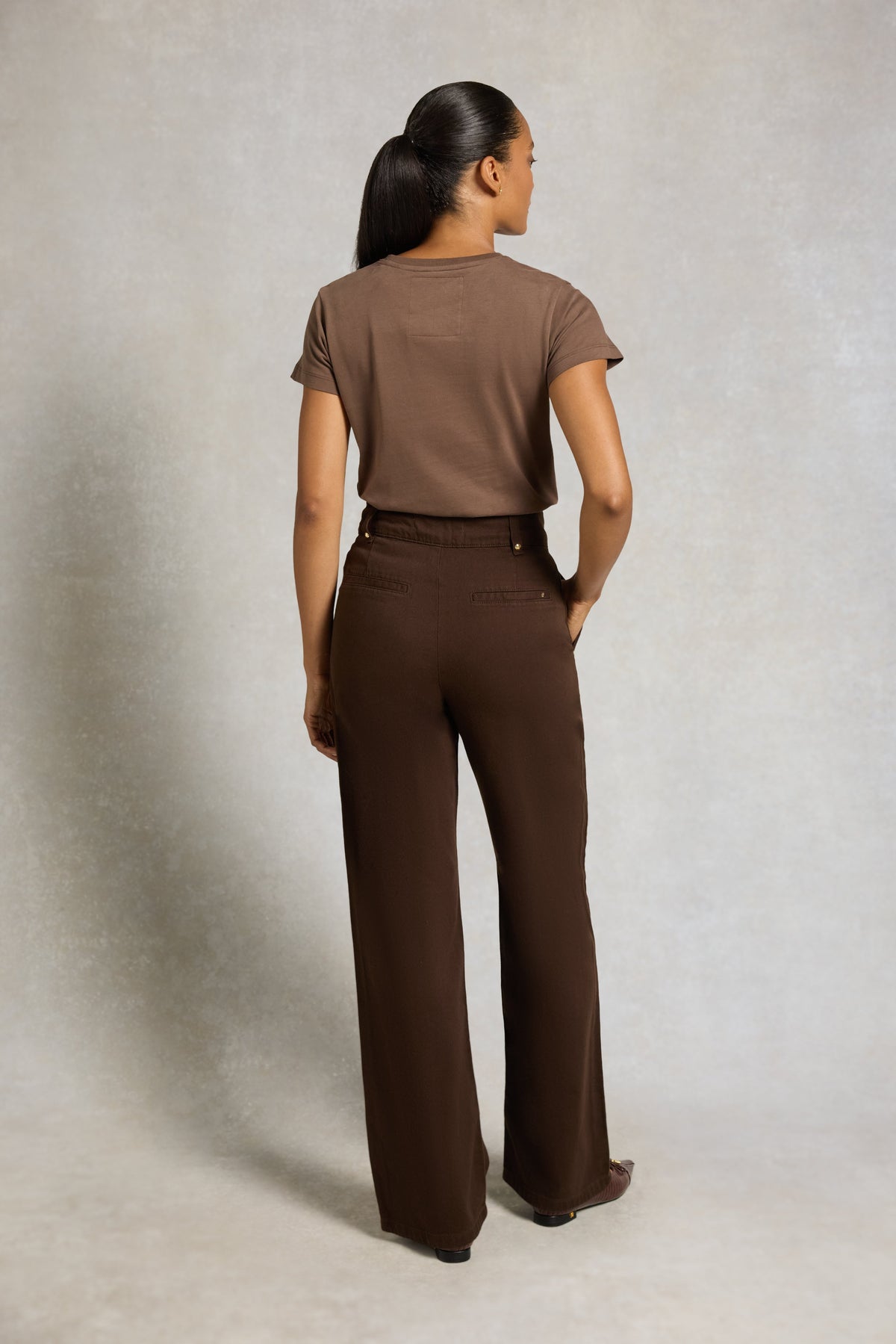 Appaloosa Tee (Chestnut)