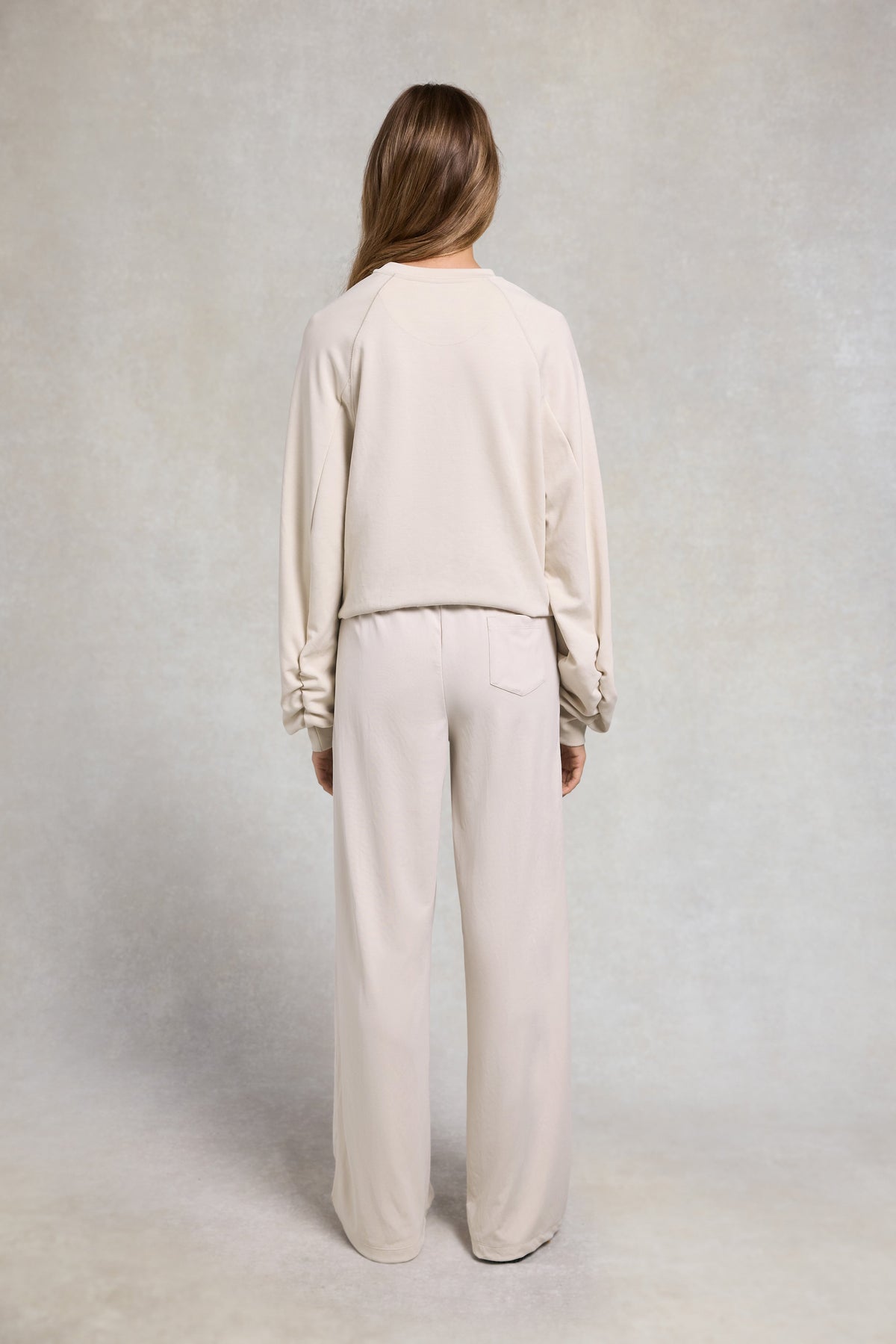Artemis Crew Neck Sweat (Light Stone)