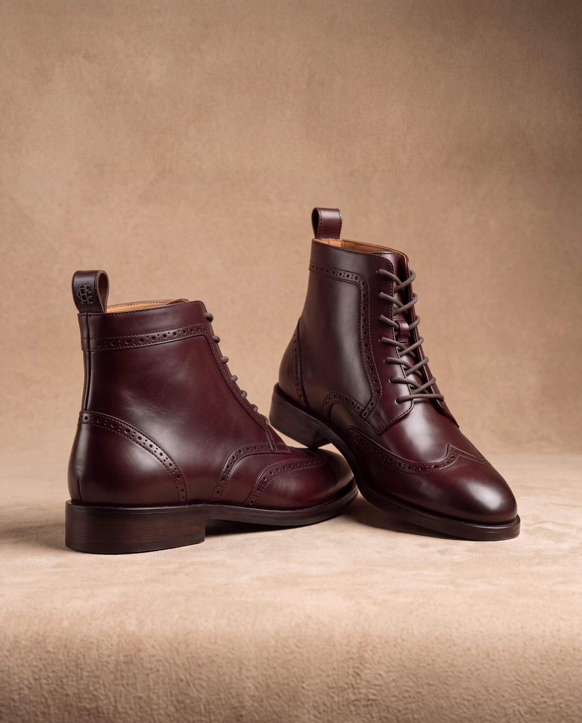 Men's Brogue Boot (Walnut)