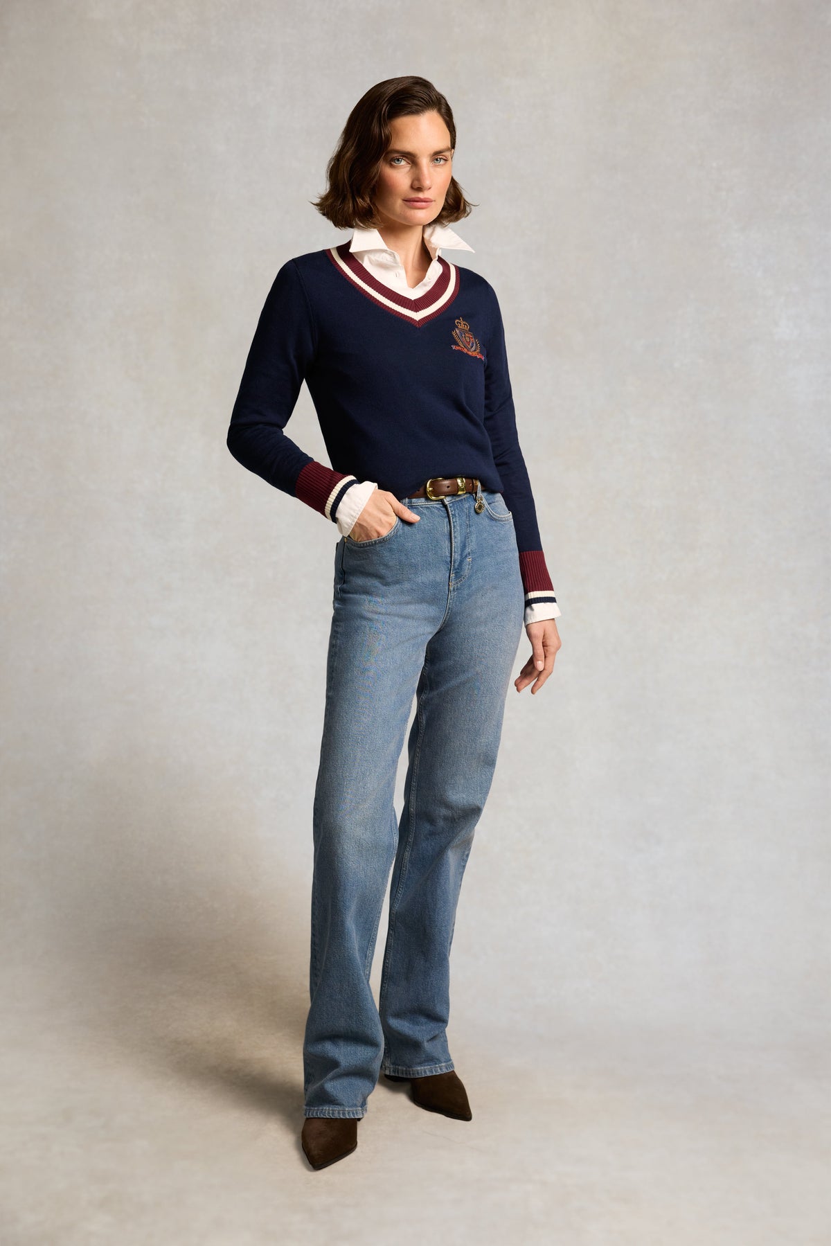 Foxcote V-Neck Knit (Ink Navy)