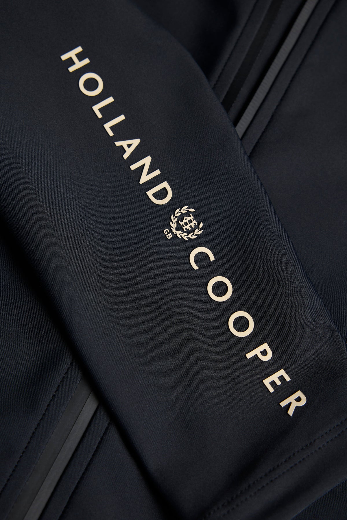 Chiltern Zip Training Top (Black)