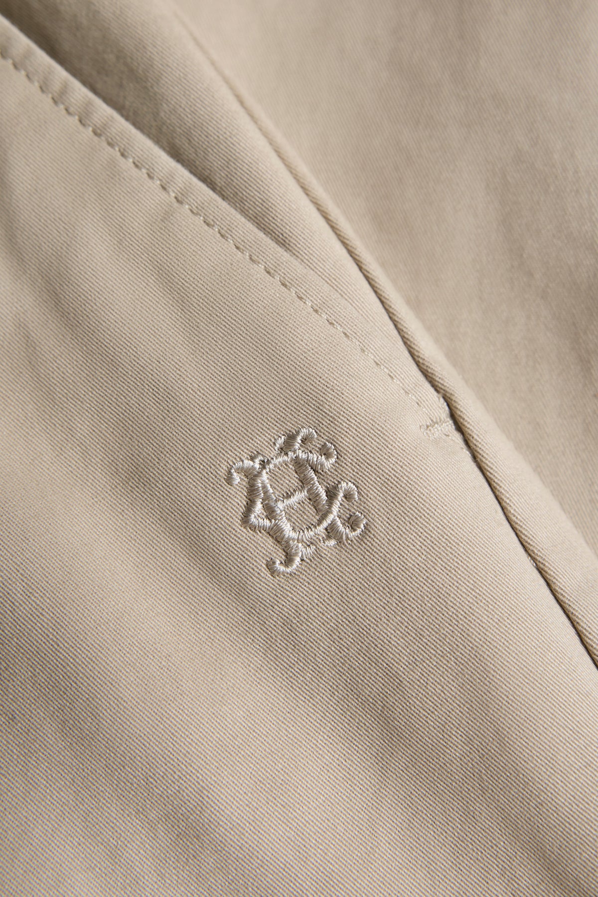 Men's Classic Chino (Light Stone)